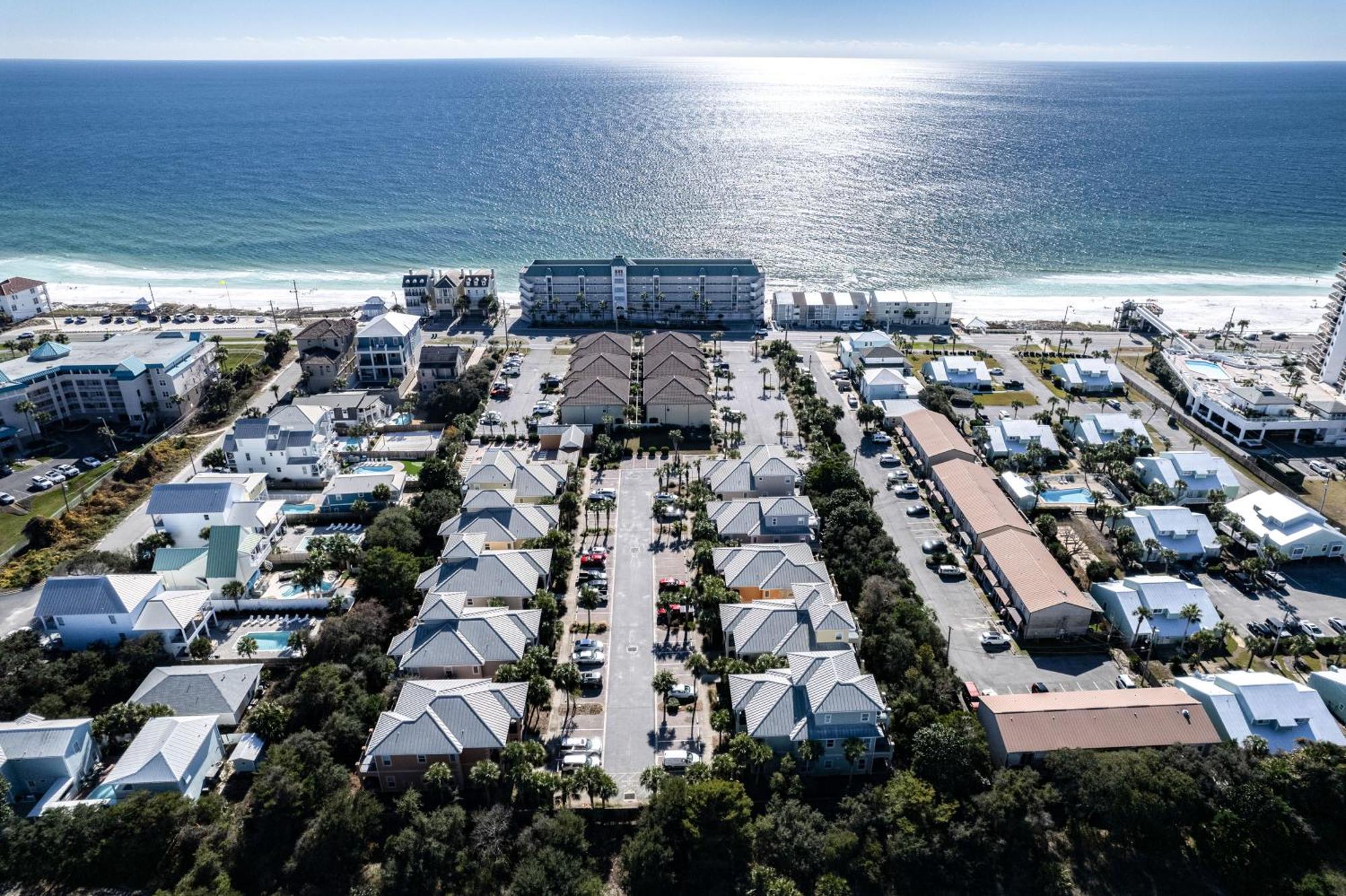 Bright And Modern Townhome Steps To Miramar Beach! Дестин Экстерьер фото